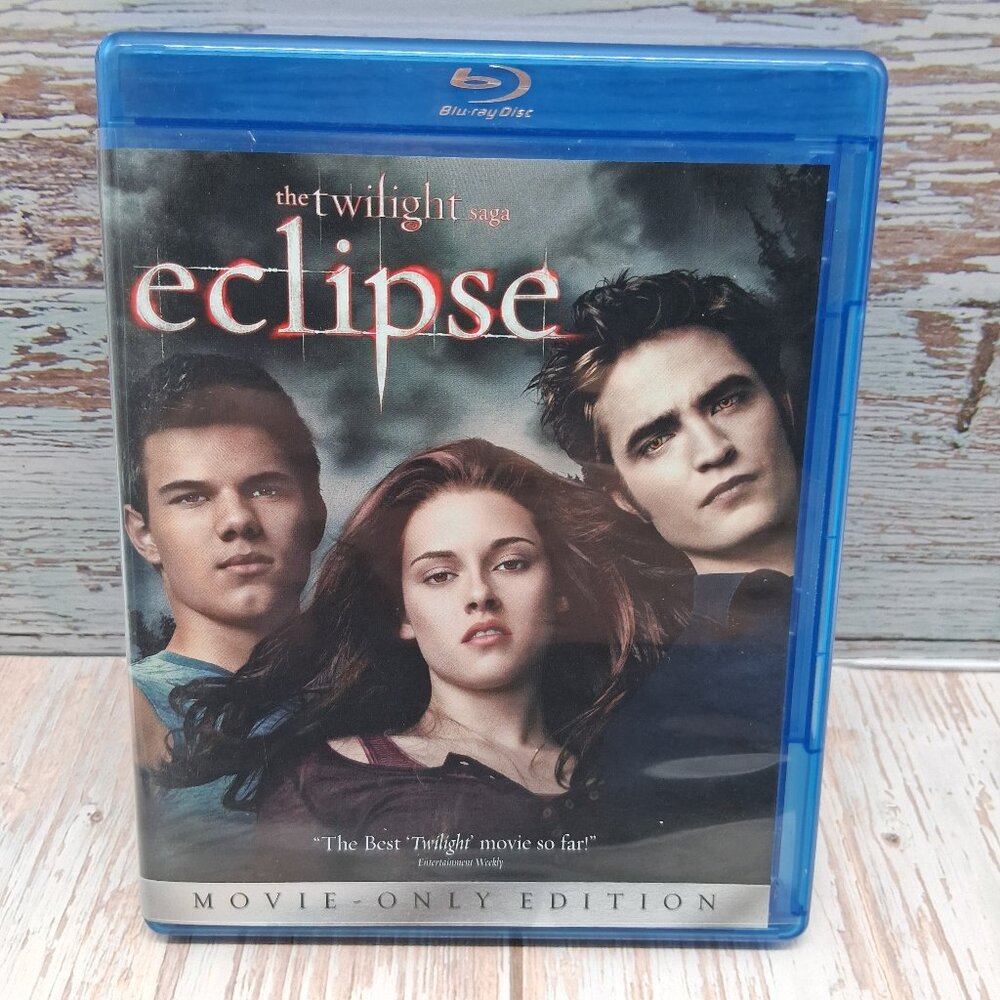 The Twilight Saga Eclipse (2010 Blu-ray) movie only edition rated pg-13 region A